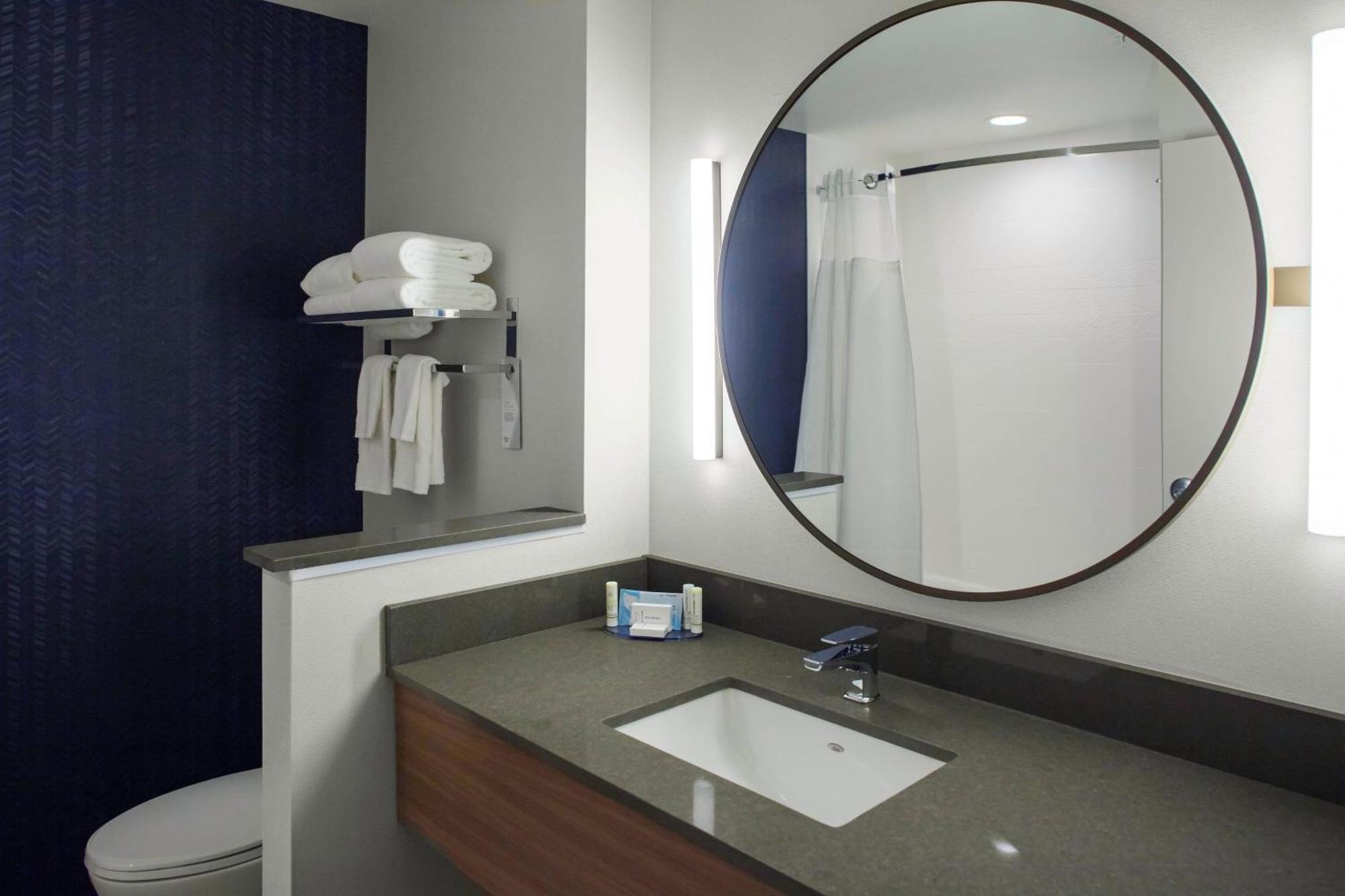Fairfield Inn & Suites By Marriott Roanoke Сейлем Екстер'єр фото